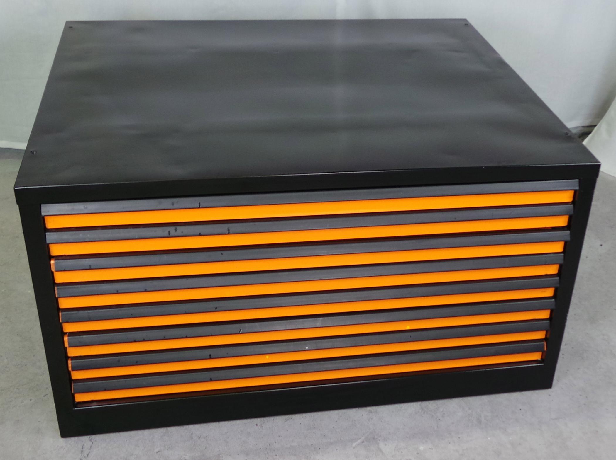 Steel Map/Art Modernism